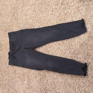 Kut from the Kloth Fab Ab ankle skinny size 8 black stretchy frayed hem jeans